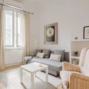 https://nei-pressi-del-duomo.it-tuscanyhotel.com